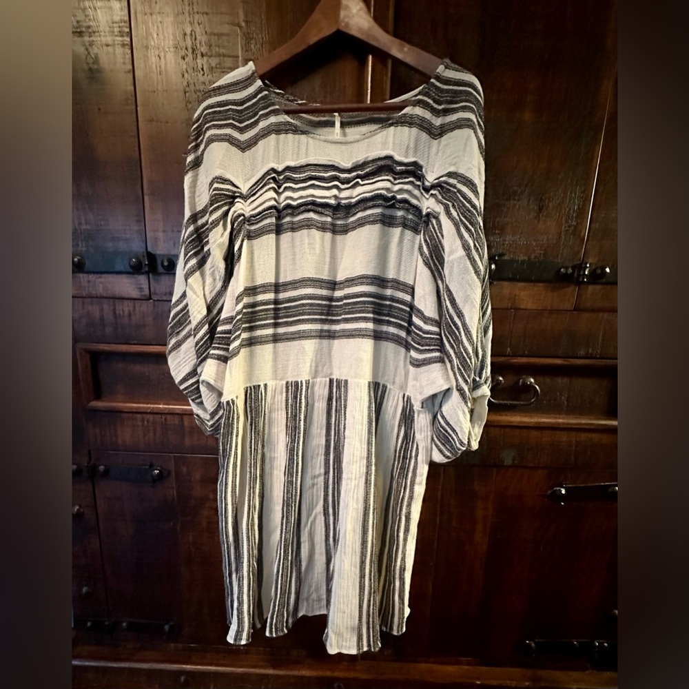 Free people, baby doll dress off white and black